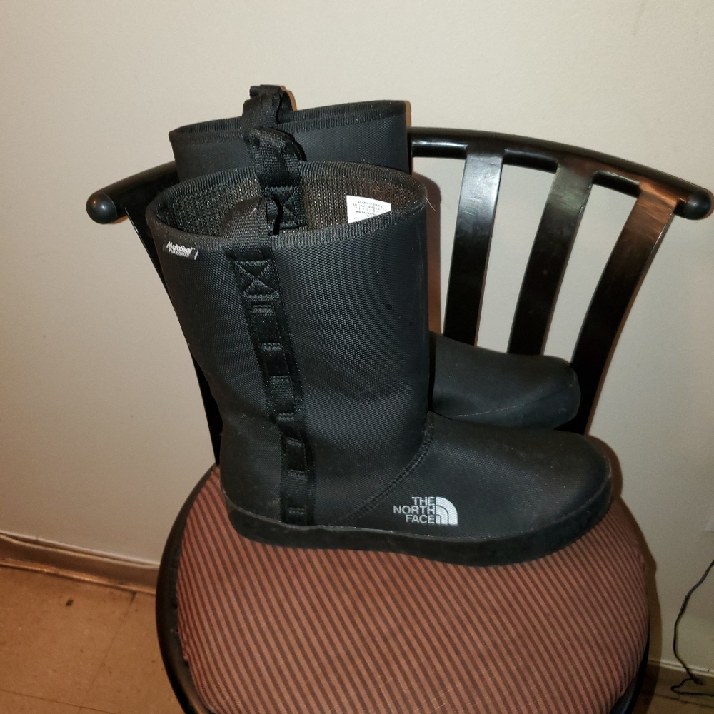 Water boots